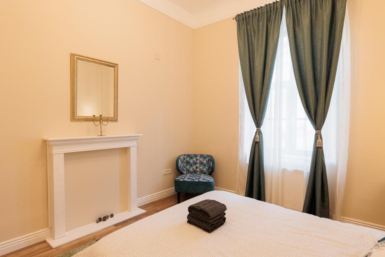 Cozy Apartment In The Historical City Center 蒂米什瓦拉 外观 照片